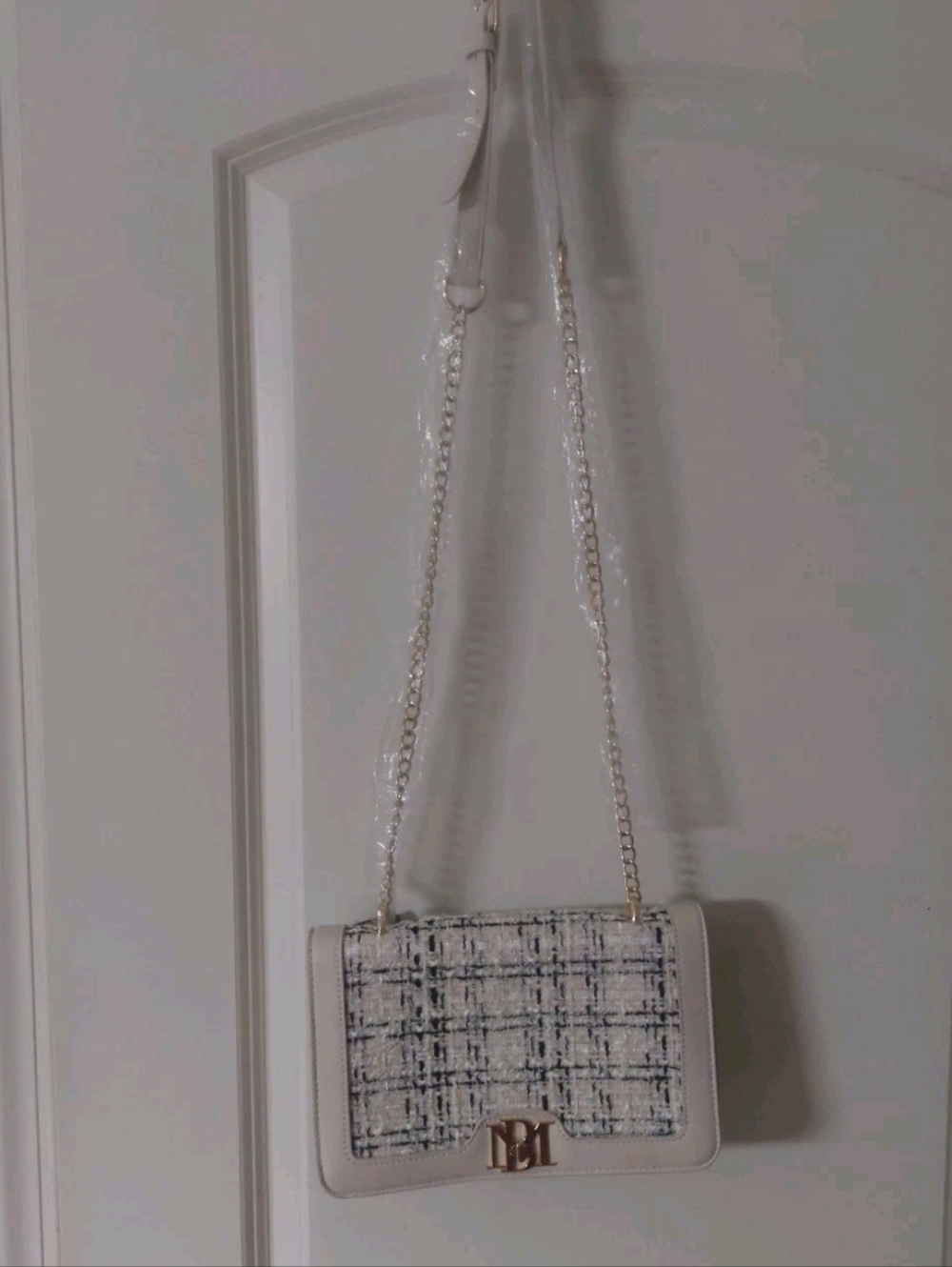 Badgley Mischka Cream and Gold Tweed Crossbody Bag
